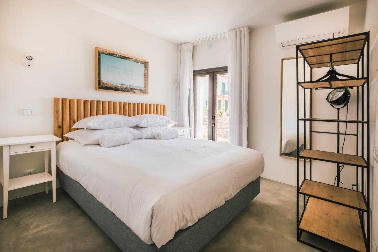 Mute Hostel بورتو كوفو المظهر الخارجي الصورة